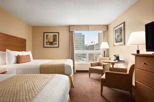 Days Inn by Wyndham Edmonton Downtown - Balkoner