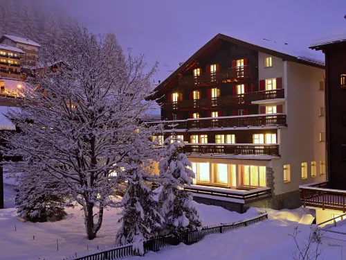 Hotel Alphubel - Mountain View