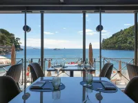 Eight Hotel Paraggi - 5-Star