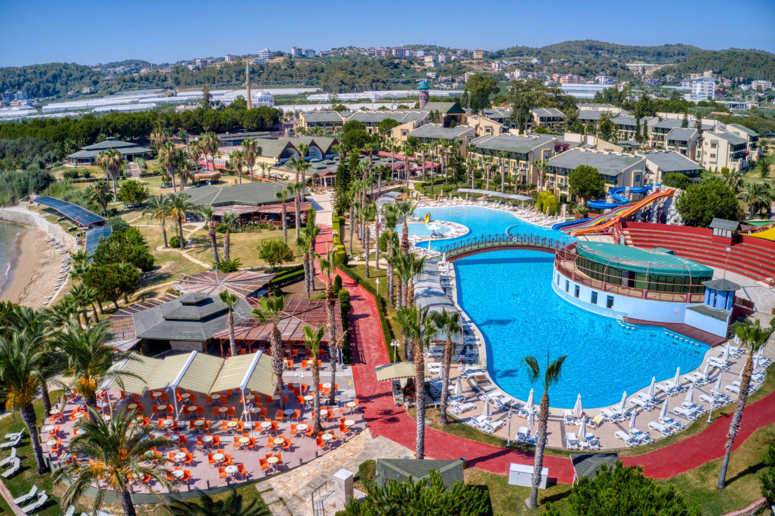 Oz Hotels İncekum Beach Resort