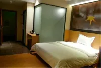 7Days Inn Chain Hotel (Longchuan Xincheng)
