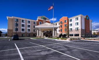 Holiday Inn Express & Suites Orem-North Provo