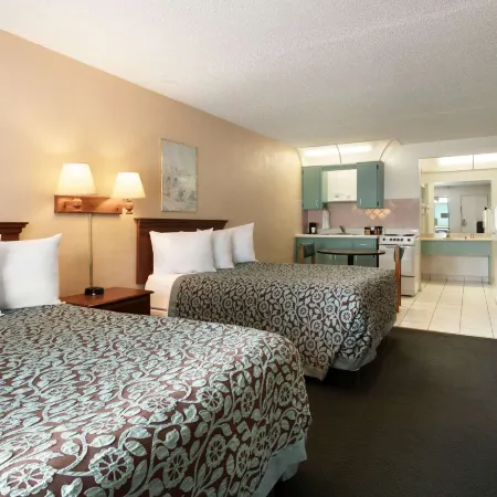 Days Inn by Wyndham Clearwater/Gulf to Bay