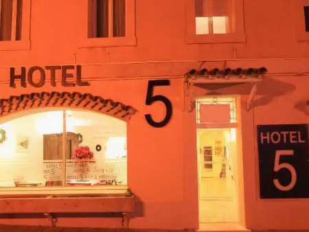 Hotel le 5 Отели в г. Мартигес