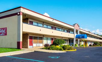 Red Roof Inn Battle Creek