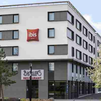 Ibis Saint Quentin En Yvelines Velodrome Hotel Exterior