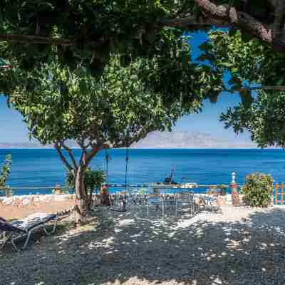 Apartment over the Sea – Private Place to Swim Fitness & Recreational Facilities
