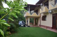 Villa Vinses in Hikkaduwa