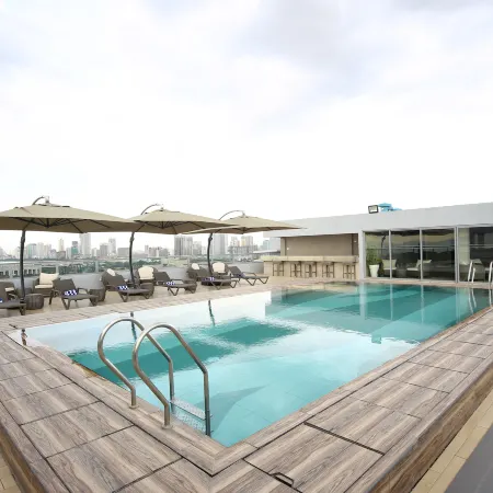 TRYP by Wyndham Mall of Asia Manila