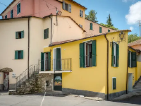 Ca' da Prima Porta (Vlo131) Hotels in Prela