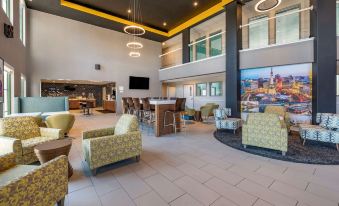 Clarion Pointe Indianapolis Airport