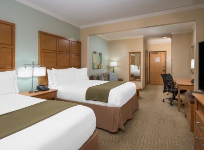 Holiday Inn Express & Suites Santa Clara - Silicon Valley