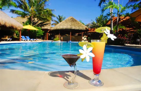 聖拉羅湯加海灘酒店（限成人）