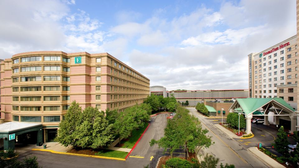Embassy Suites by Hilton Chicago O'Hare Rosemont