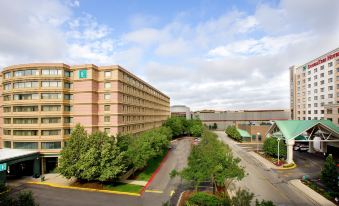 Embassy Suites by Hilton Chicago O'Hare Rosemont