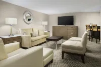 DoubleTree by Hilton Orlando Airport Hotel