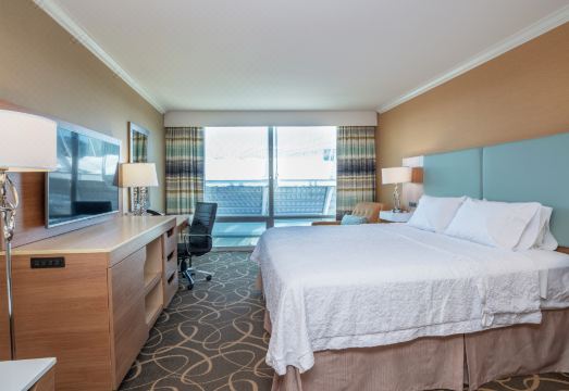 햄프턴 인 & 스위트 바이 힐튼 객실