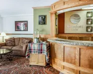 Quality Inn & Suites Farmington Hotels in Farmington