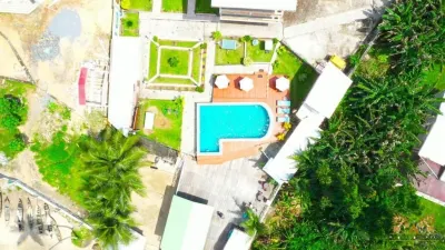 Captivating 3-Bed Apartment in Kribi Hotels in der Nähe von municipal de Sangmelima Garden