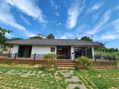 Daebudo (Yeongheungdo) Mieum Pension Hotels near Yeongheungdo