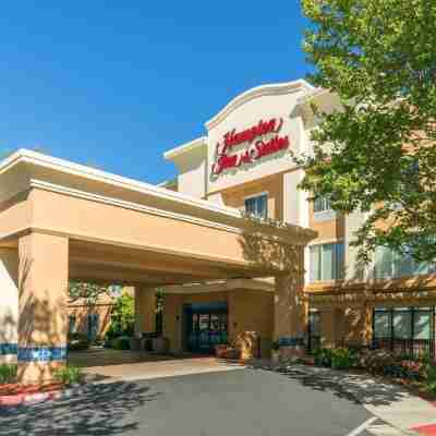 Hampton Inn & Suites Yuba City Hotel Exterior