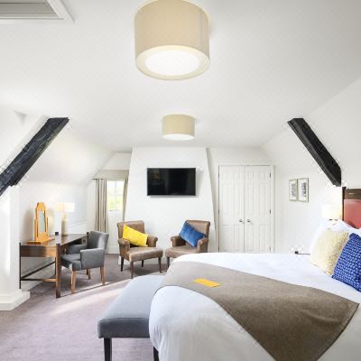 Deluxe King Room VOCO OXFORD THAMES Promo Code
