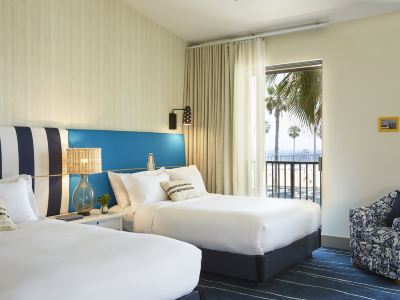 Kimpton SHOREBREAK RESORT by IHG