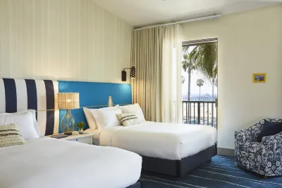โรงแรม คิมป์ตัน ชอร์เบรค ฮันติงตัน บีช รีสอร์ต บาย IHG โรงแรมใกล้หาดฮันติงตัน