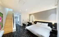 WJ Hotel Full House Hotels in Wonju