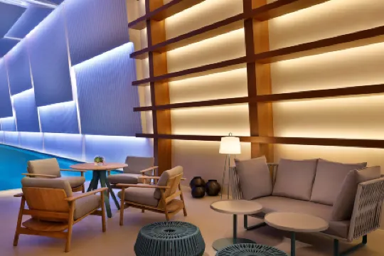 DoubleTree by Hilton Sharjah Waterfront Hotel & Residences