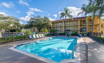 La Quinta East Deerfield Beach - Boca Raton