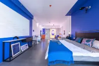 A dream B & B (Yichang Huaxiang Three Gorges Cultural World)