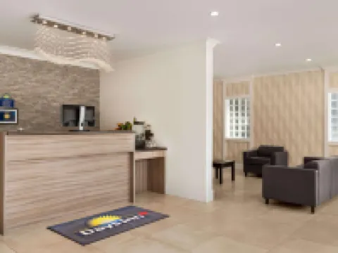 Days Inn by Wyndham 100 Mile House Hotels in 100 Mile House