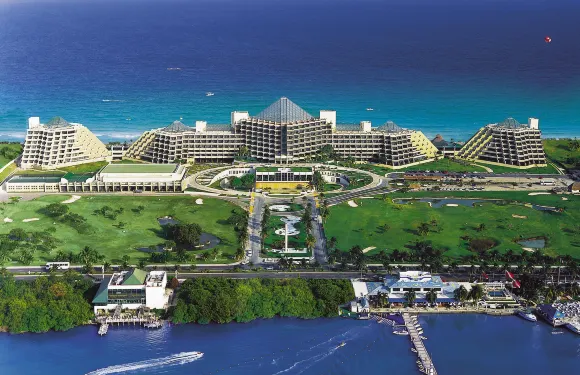 坎昆芭拉迪莎酒店