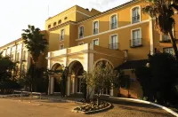巴塞羅蒙特卡斯蒂略高爾夫酒店