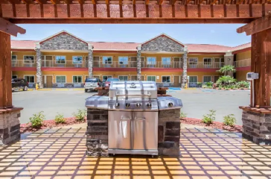 Scottish Inns & Suites