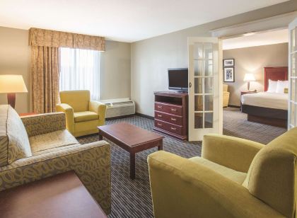 La Quinta Inn & Suites by Wyndham Indianapolis South