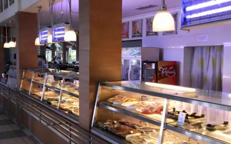 Candisari Hotel & Resto