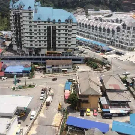 Misty Highlands Apartment @ Crown Imperial Court