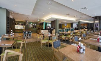 Premier Inn Newbury Town Centre (London Road)