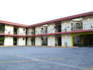 Hotel Villa Del Sol Expo