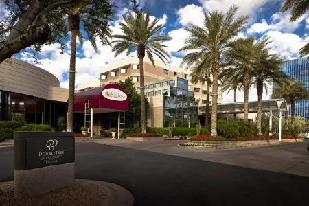 DoubleTree Suites by Hilton Phoenix