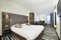 Kyriad Saint Quentin EN Yvelines - Montigny Hotels in Voisins-le-Bretonneux