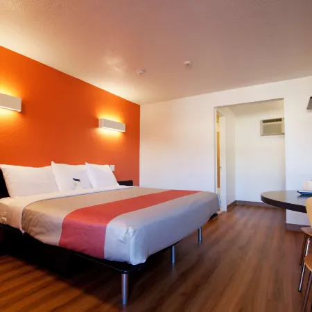 Motel 6 Bremerton, WA