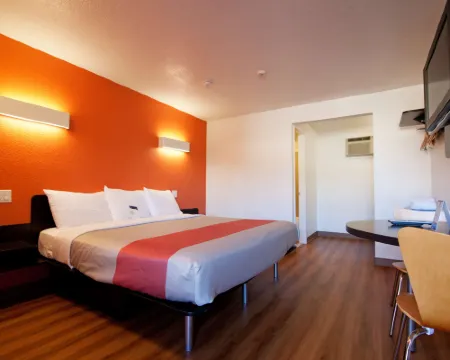 โมเทล 6 เบรเมอร์ตัน WA โรงแรมในเบรเมอร์ตัน