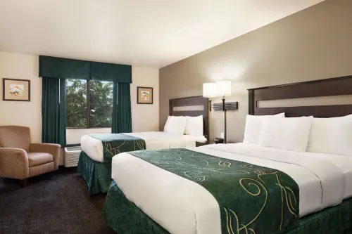 Baymont by Wyndham Hearne Hotels in Franklin