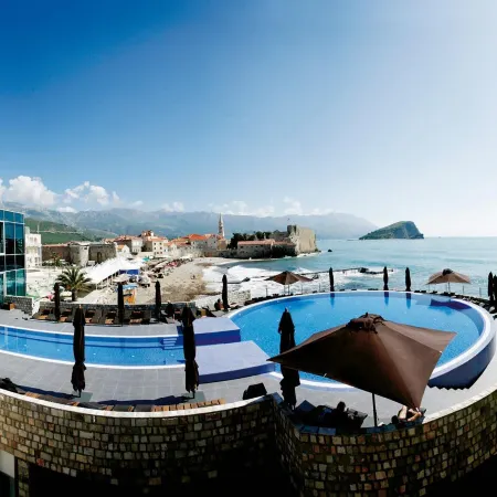 Avala Resort & Villas