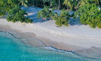Shallow Lagoon Rasdhoo