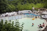 hu Norcenni Girasole Village - Kolam Renang