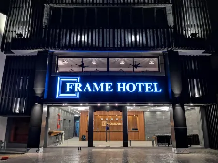 Frame Hotel